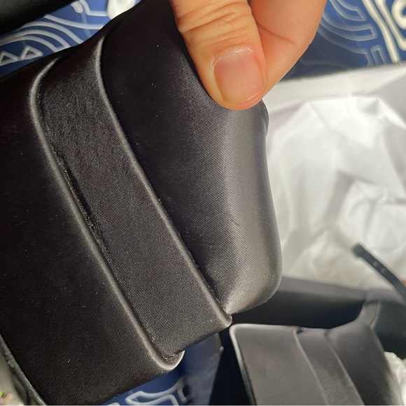 Platform satin heels - Picture 9 of 13